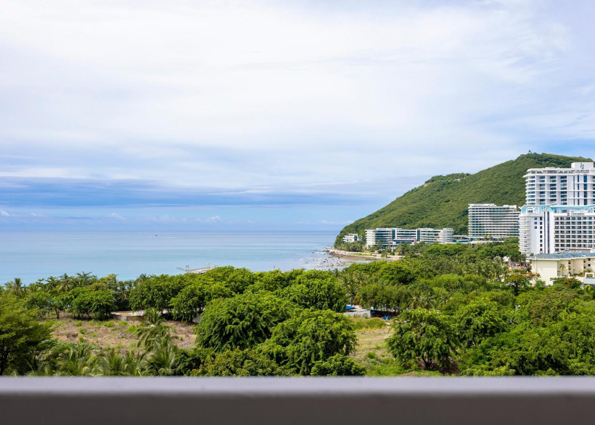 Sanya Zhi Ai Lily Seaview Apartment Exterior photo