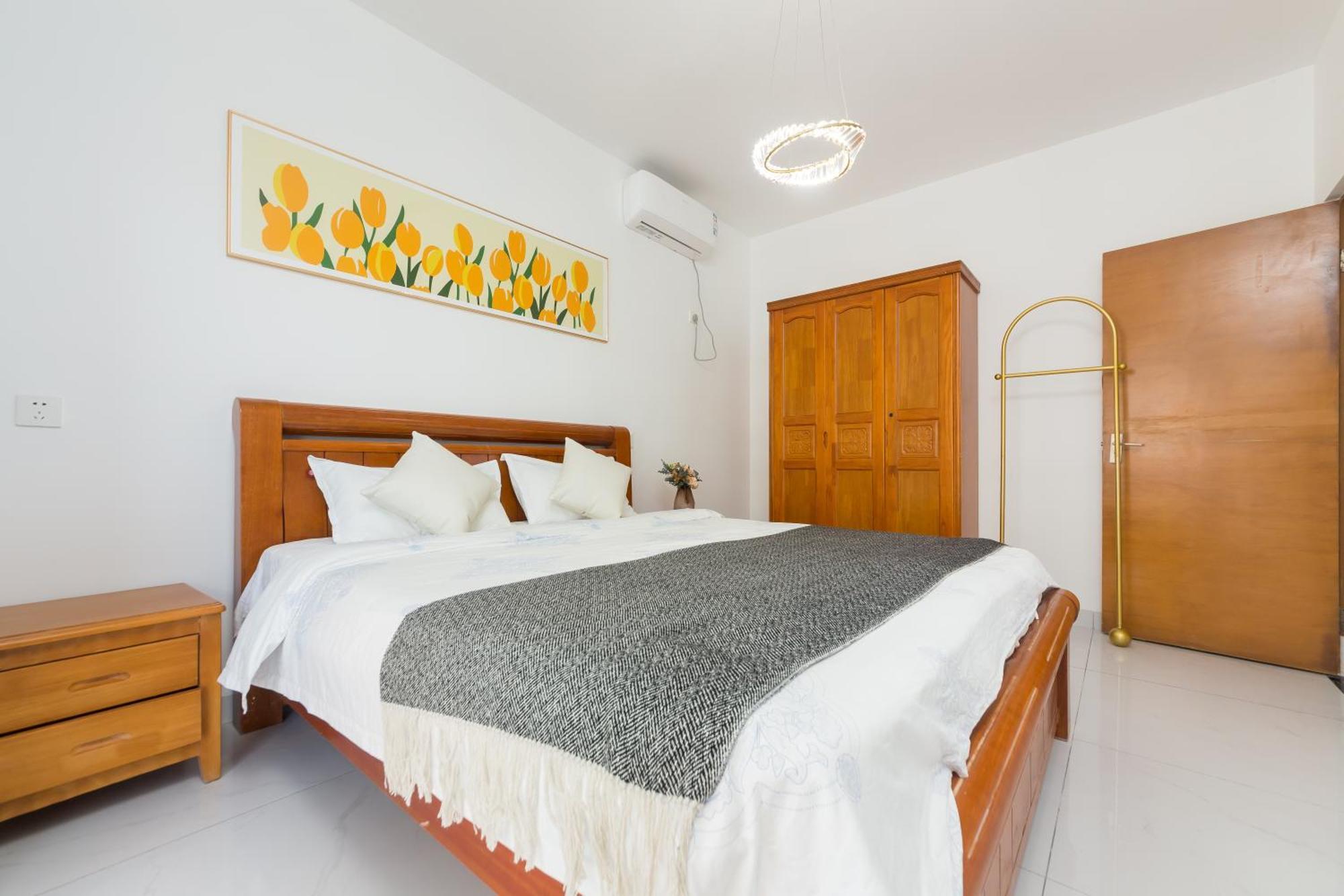 Sanya Zhi Ai Lily Seaview Apartment Exterior photo