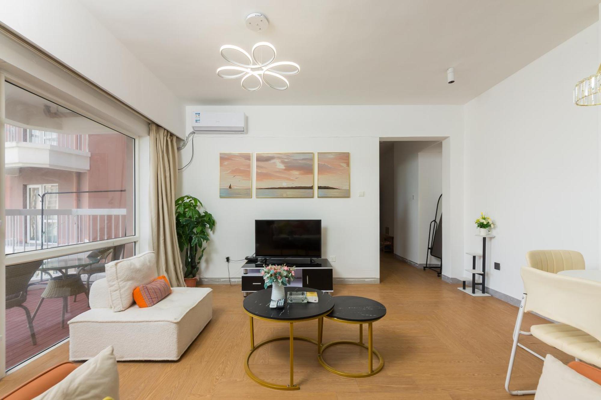 Sanya Zhi Ai Lily Seaview Apartment Exterior photo